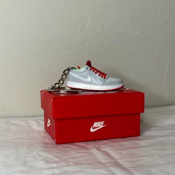 NIB Style Keychain - Picture 2 of 3